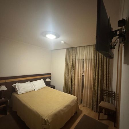 Hotel Santo Condestavel Fátima Exteriör bild