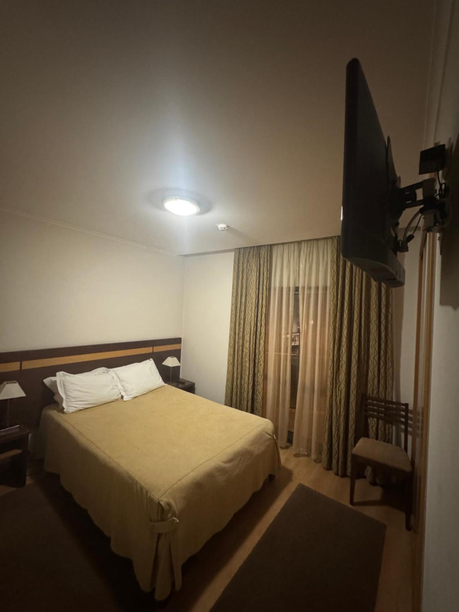 Hotel Santo Condestavel Fátima Exteriör bild